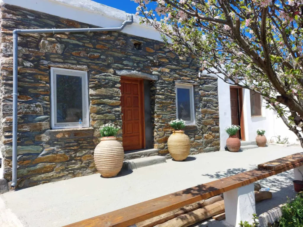 cavo d'oro stavaris winery - οινοποιειο σταβαρης καβο ντορο